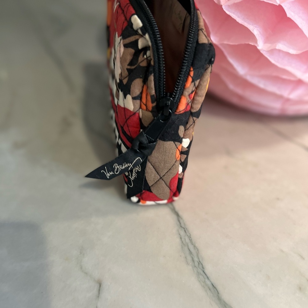 Vera Bradley Make Up bag - Picture 5 of 6